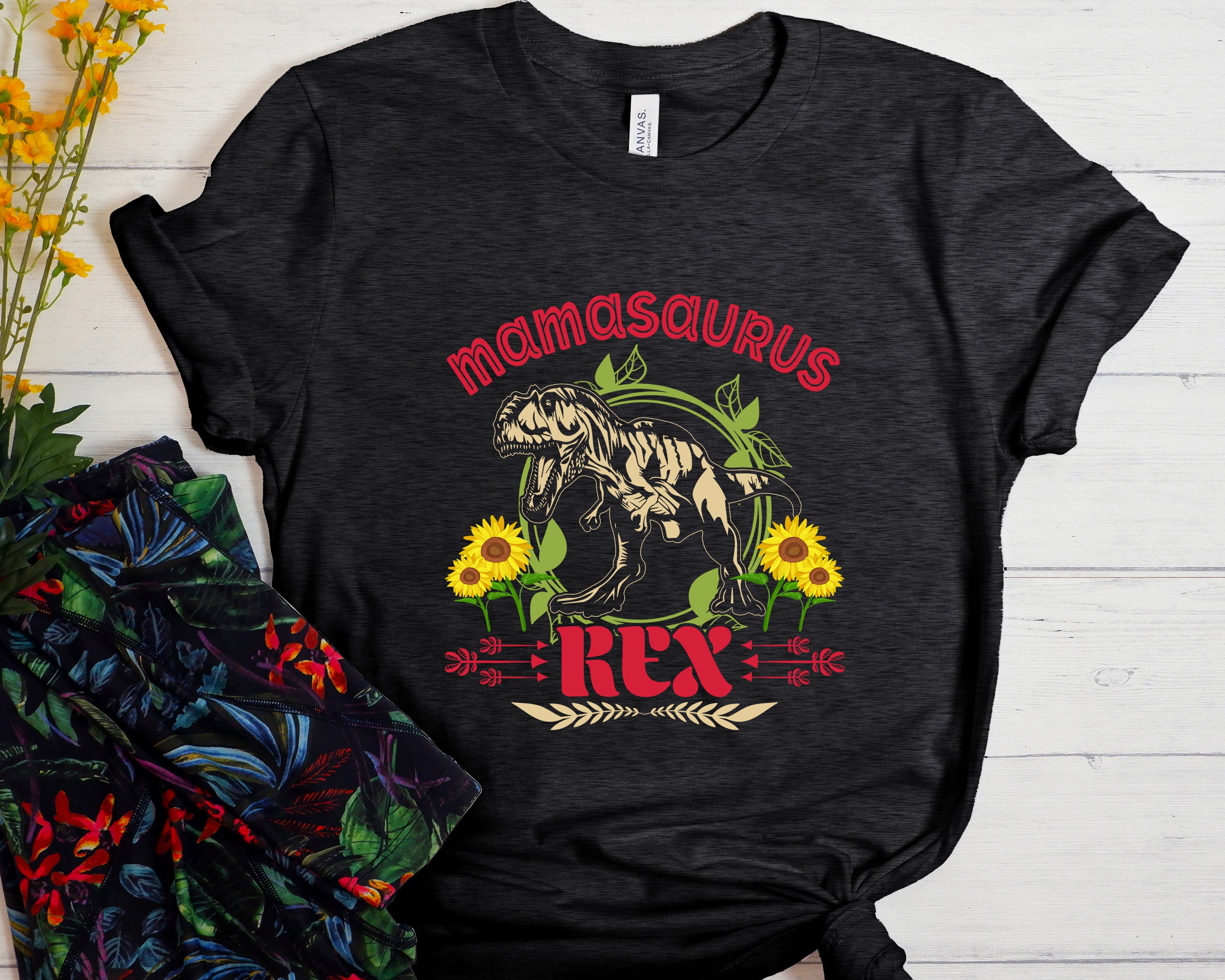 Mamasaurus Rex Unisex t-shirt