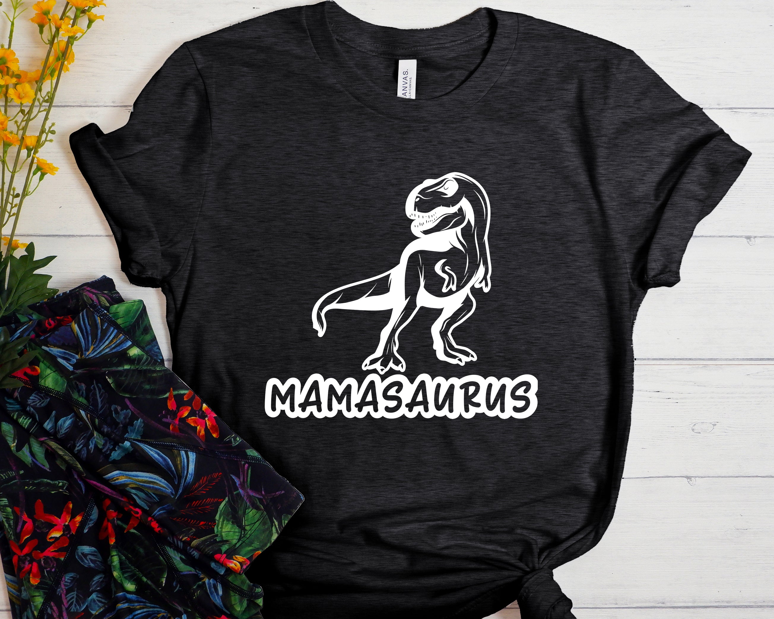 Mamasaurus Unisex t-shirt